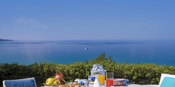 a Santa Maria di Castellabate con Spiaggia Privata Palazzo Belmonte Hotel