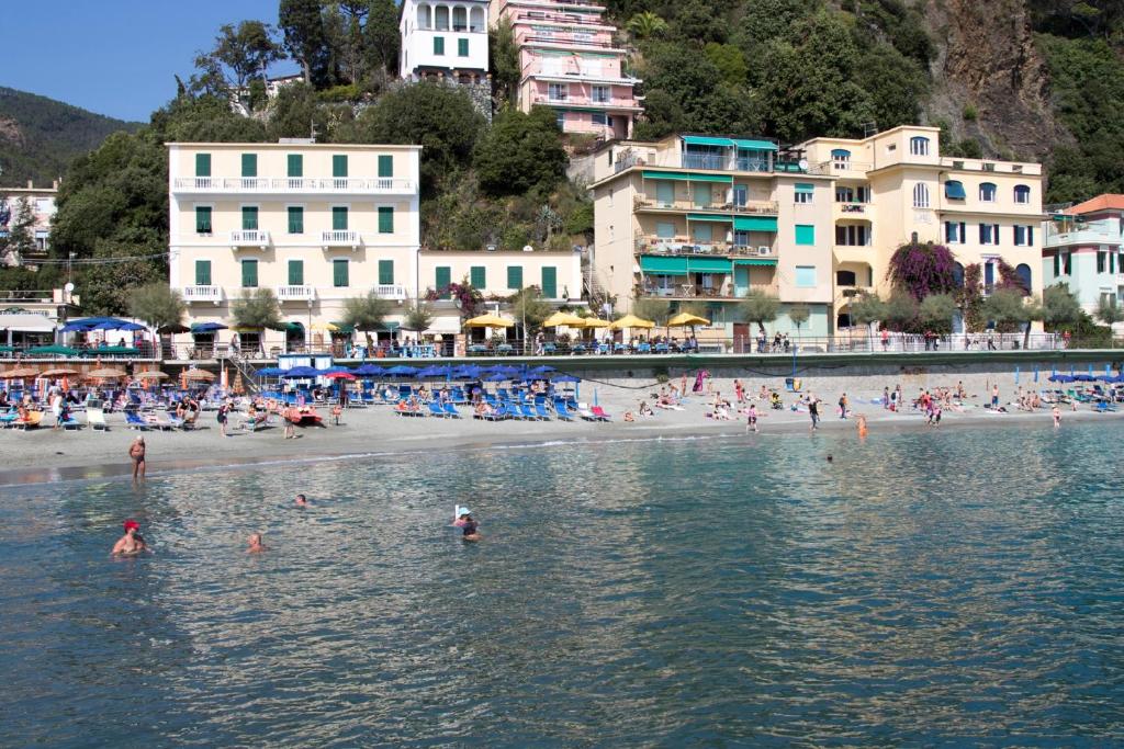 Hotel Baia Monterosso al Mare Spiaggia Privata