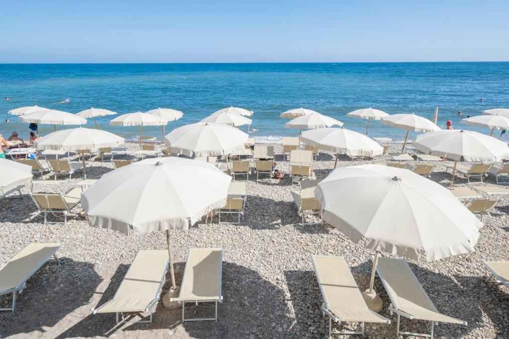 Hotel Del Sole a Santa Marinella con Spiaggia Privata