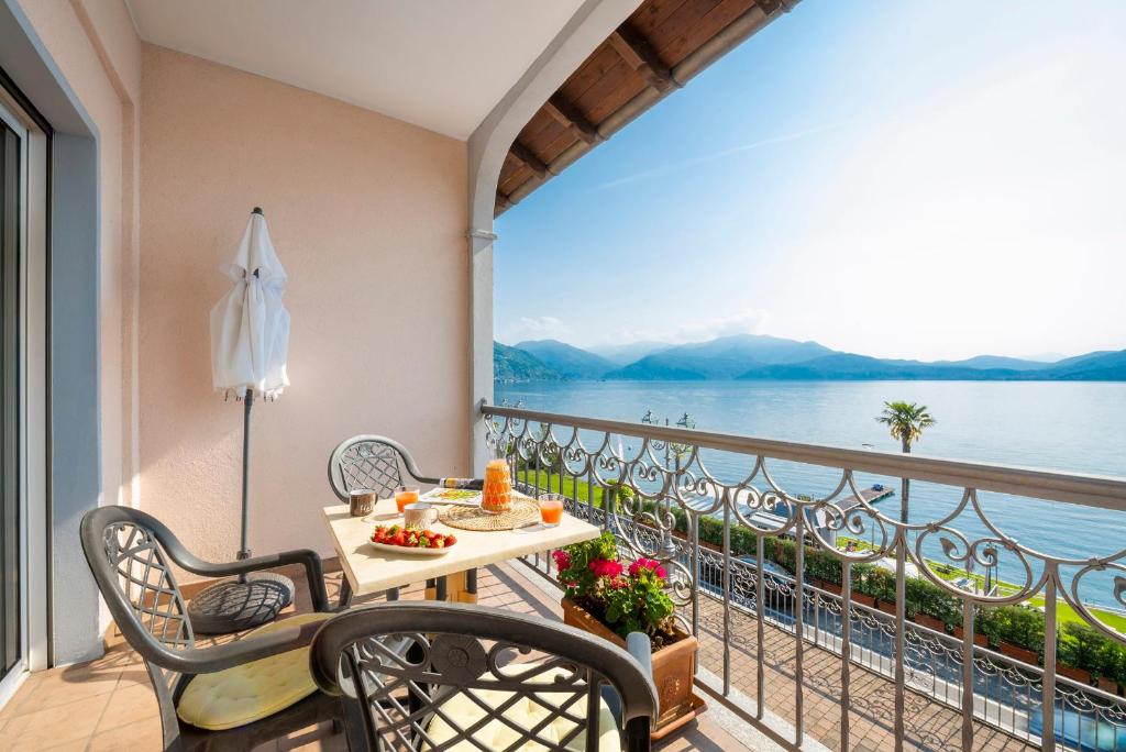 Hotel Residence Casa & Vela a Lago Maggiore con Spiaggia Privata