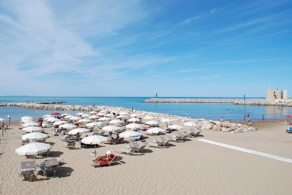 Hotel Stella Marina a San Vincenzo con Spiaggia Privata