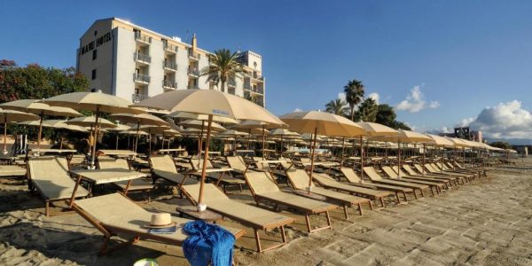 Mare Hotel a Savona con Spiaggia Privata
