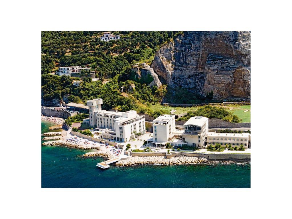 Towers Hotel Stabiae Sorrento Coast a Castellammare di Stabia con Spiaggia Privata