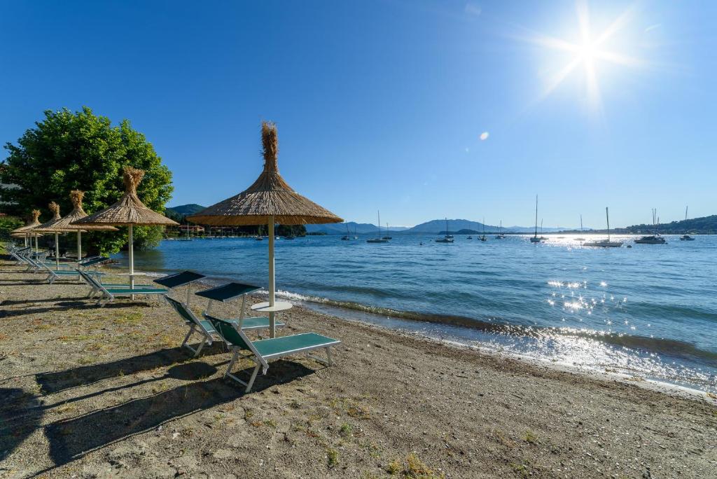 Villa Paradiso Hotel a Lago Maggiore con Spiaggia Privata